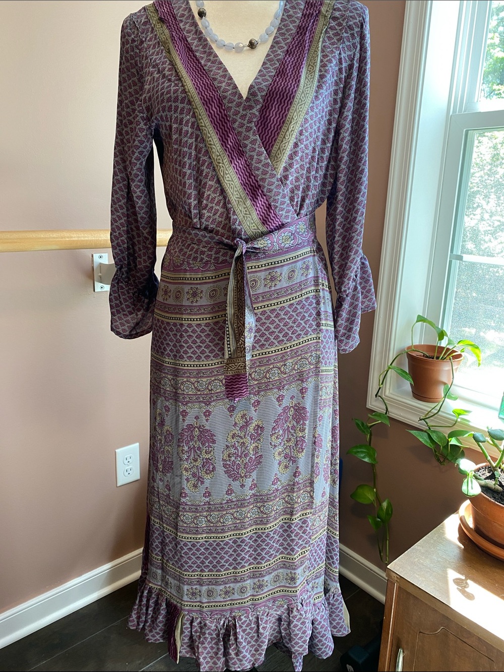 Gabrielle Parker wrap dress M